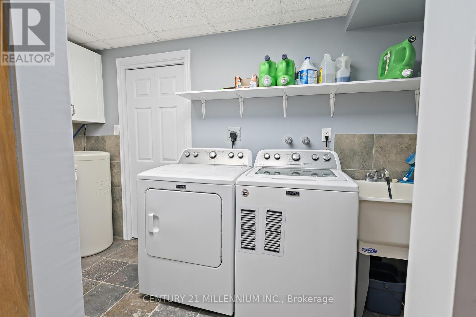 10875 Fifth Line, Halton Hills, Ontario  L7G 4S6 - Photo 28 - W12900108