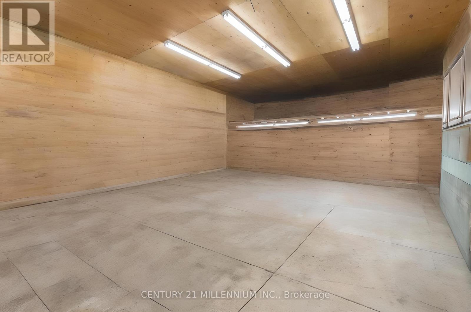 10875 Fifth Line, Halton Hills, Ontario  L7G 4S6 - Photo 31 - W12900108