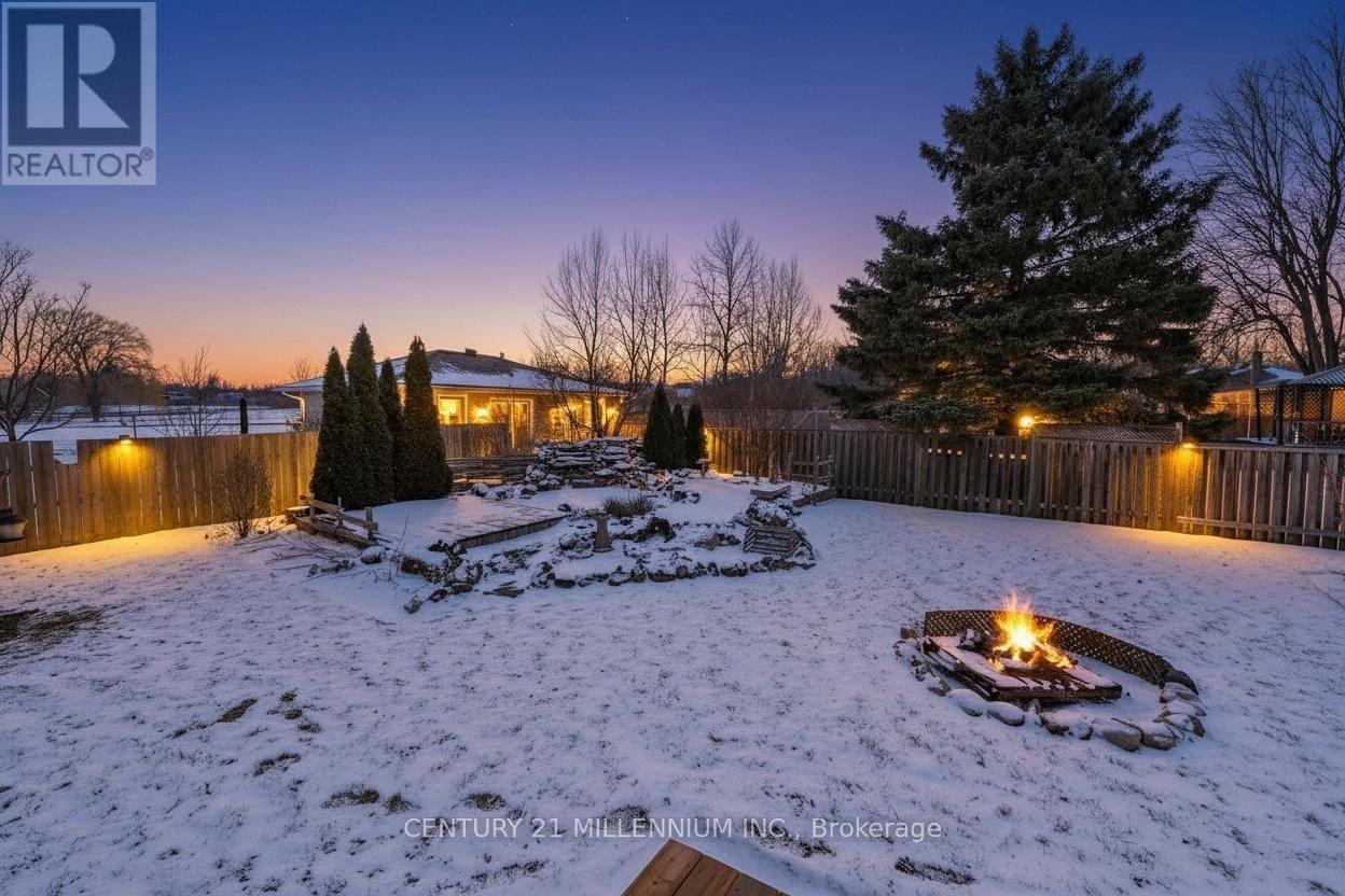 10875 Fifth Line, Halton Hills, Ontario  L7G 4S6 - Photo 33 - W12900108