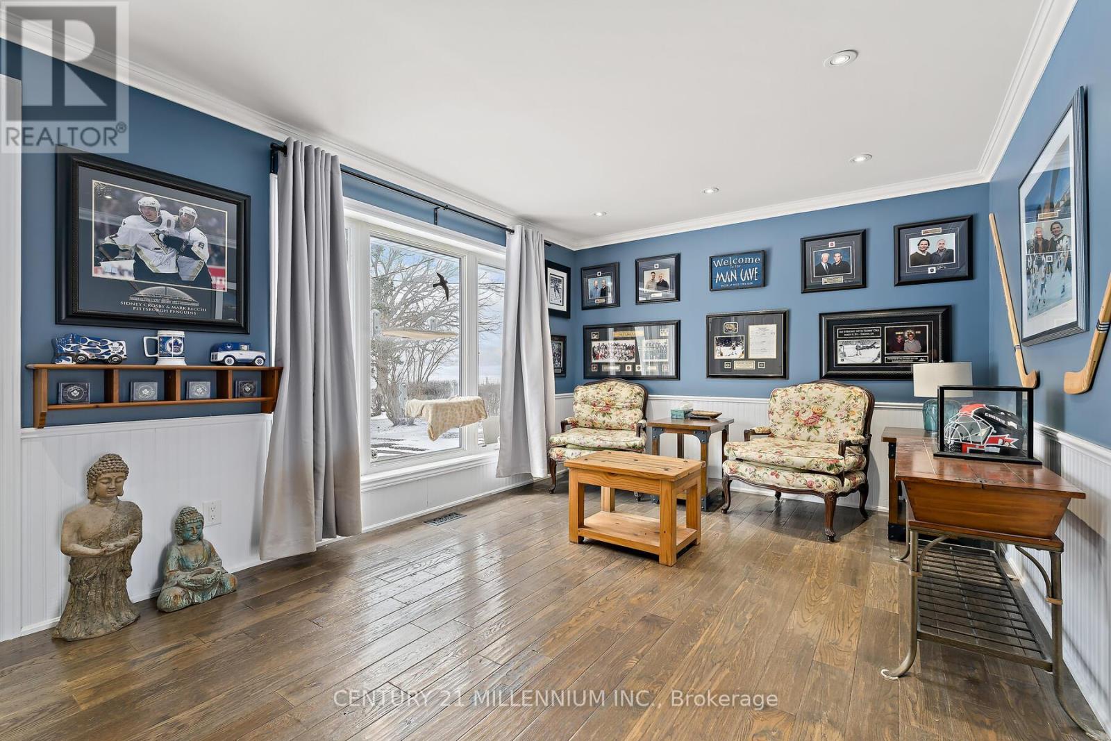 10875 Fifth Line, Halton Hills, Ontario  L7G 4S6 - Photo 7 - W12900108