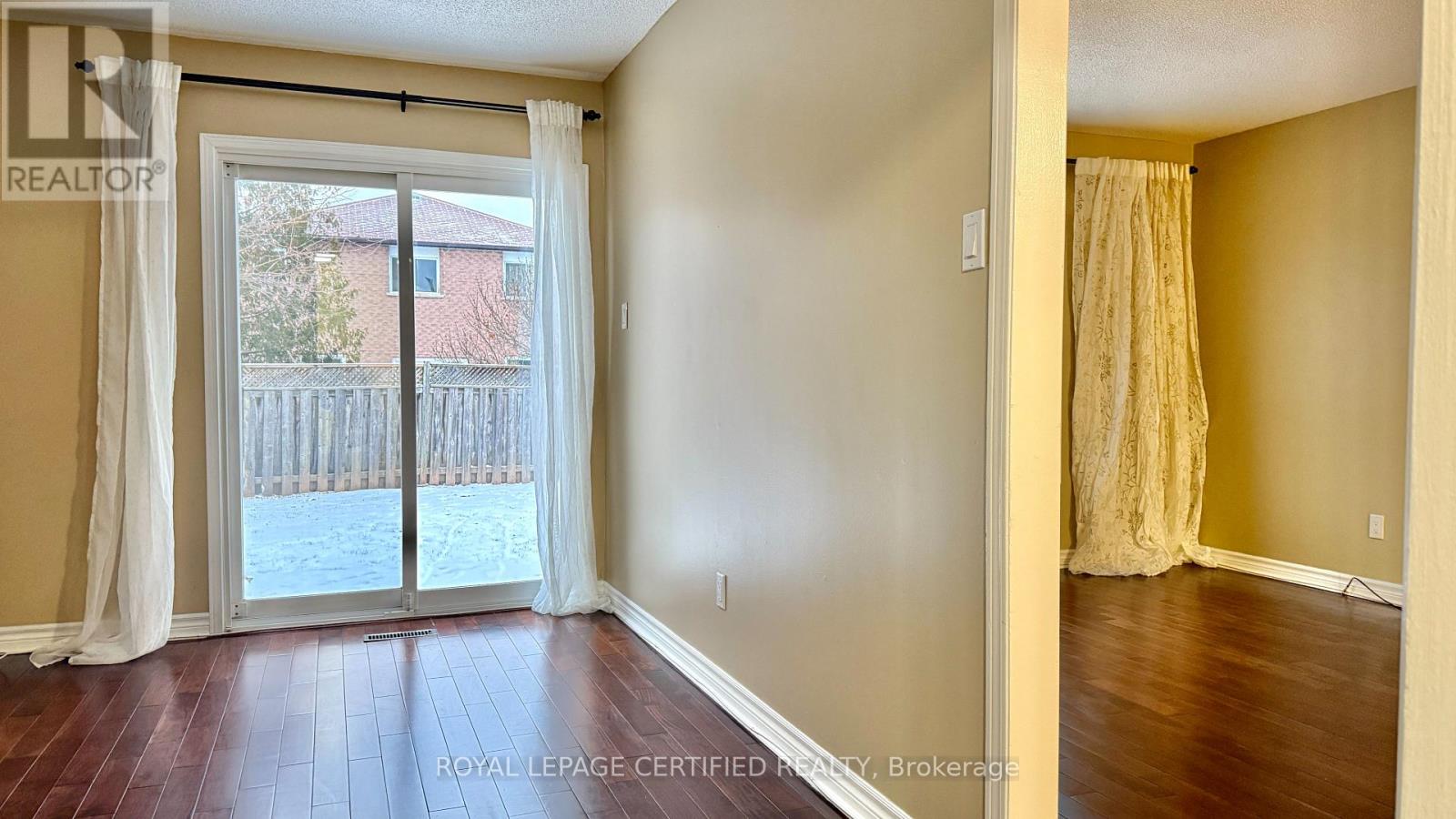 3211 Valcourt Crescent, Mississauga, Ontario  L5L 5K2 - Photo 15 - W12900116