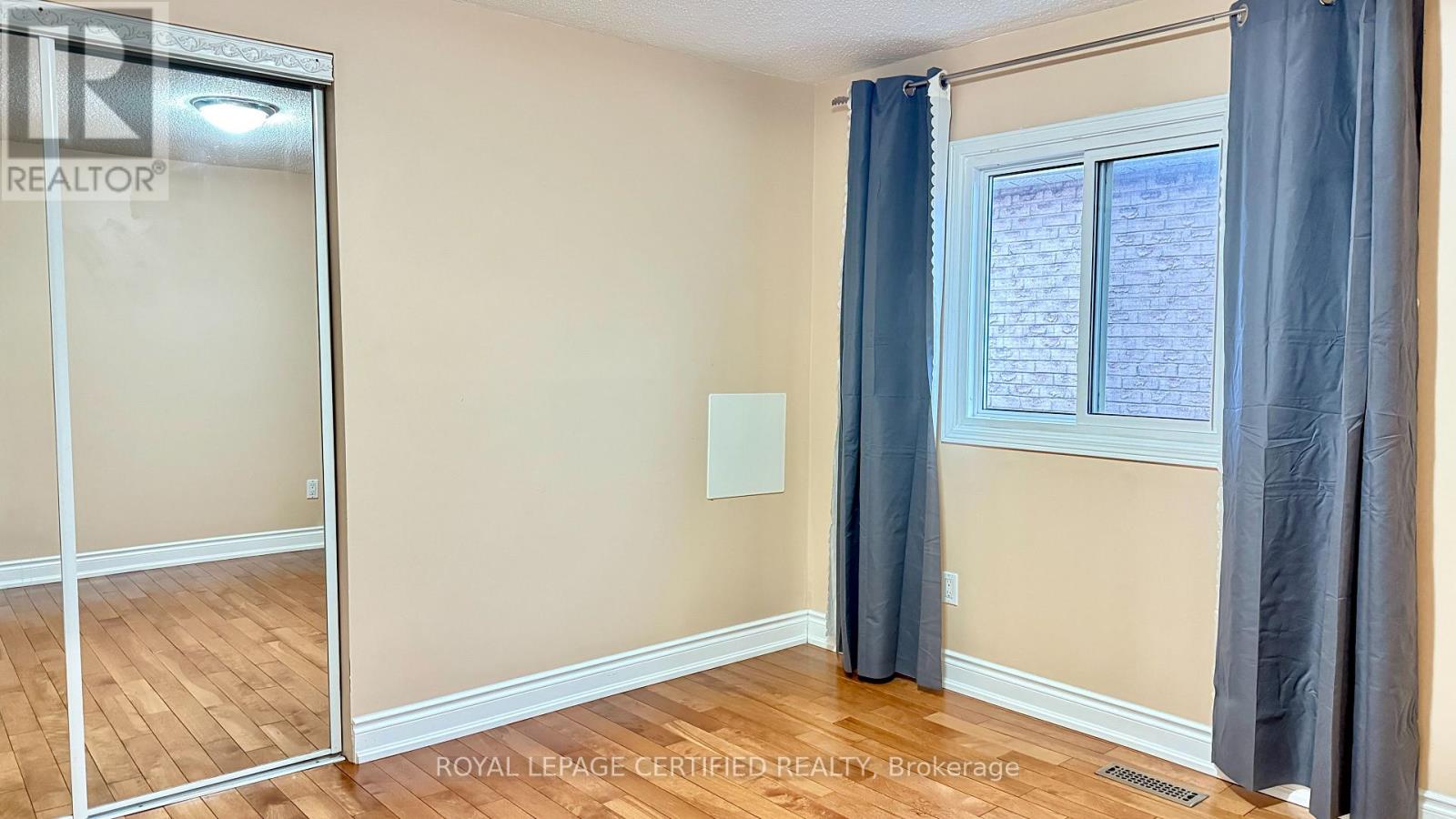 3211 Valcourt Crescent, Mississauga, Ontario  L5L 5K2 - Photo 23 - W12900116