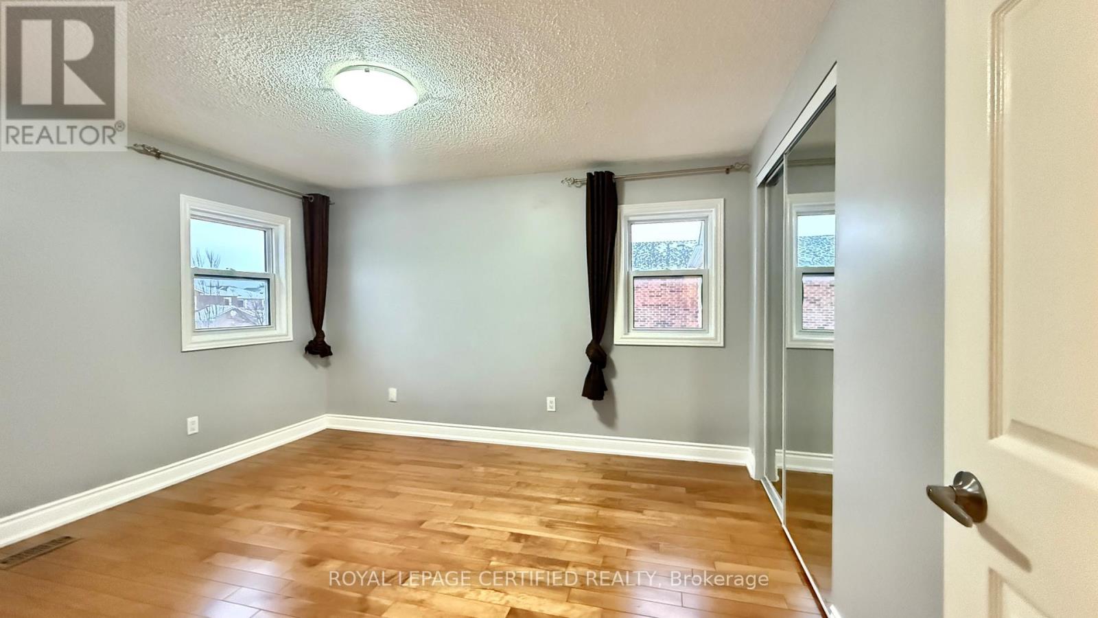 3211 Valcourt Crescent, Mississauga, Ontario  L5L 5K2 - Photo 24 - W12900116