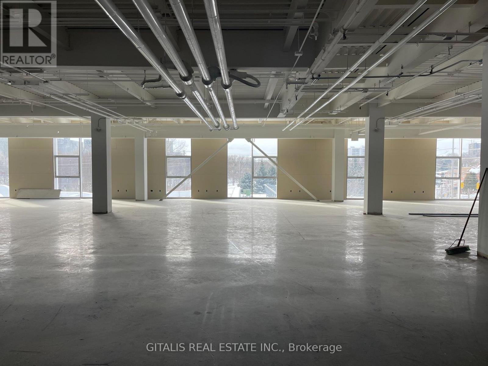300 - 501 Alliance Avenue, Toronto, Ontario  M6N 2J1 - Photo 2 - W12900130