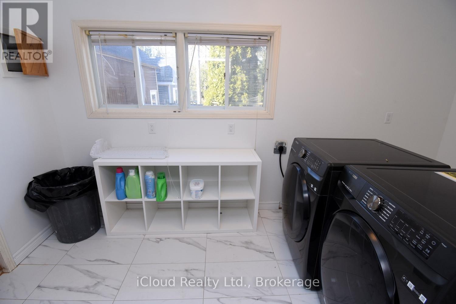 Upper - 2177 Lakeshore Road, Burlington, Ontario  L7R 1A5 - Photo 27 - W12900140