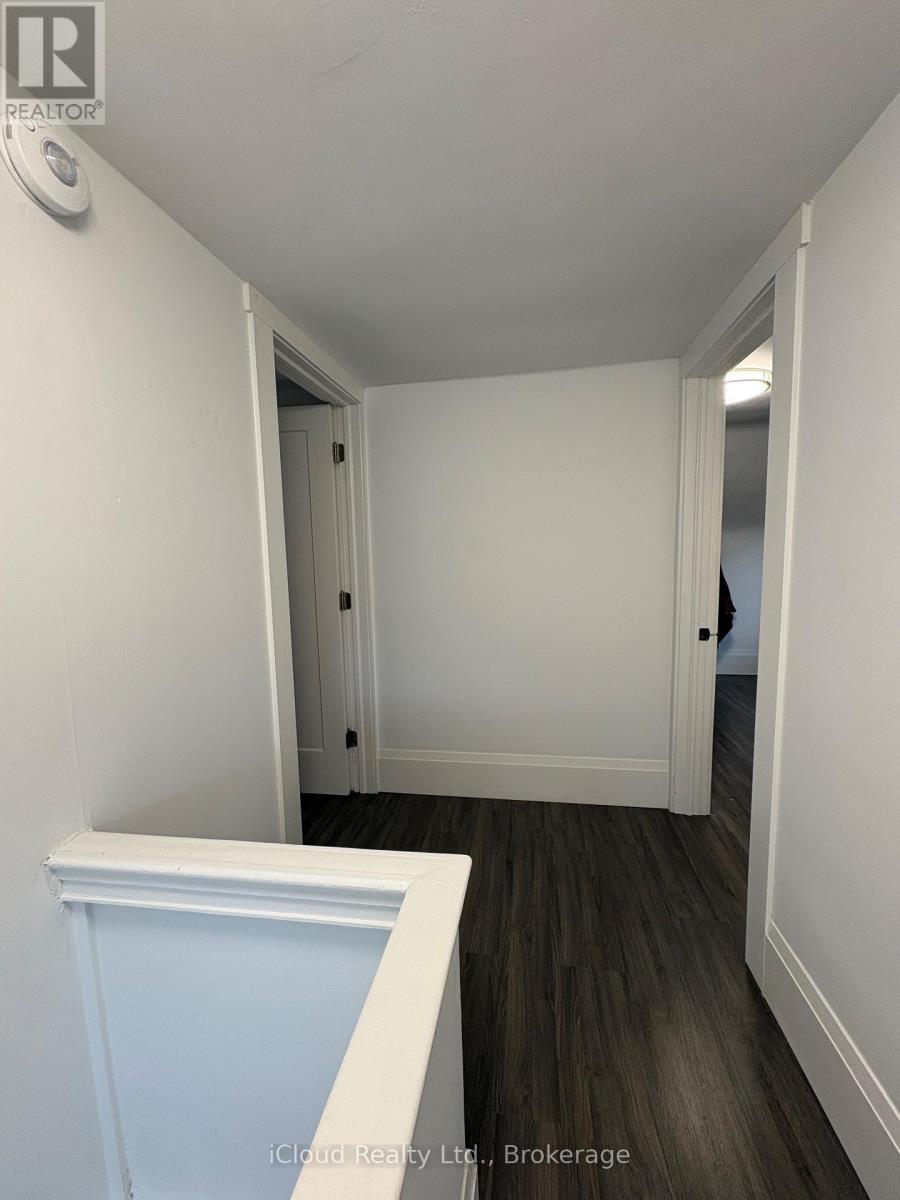 Upper - 2177 Lakeshore Road, Burlington, Ontario  L7R 1A5 - Photo 33 - W12900140