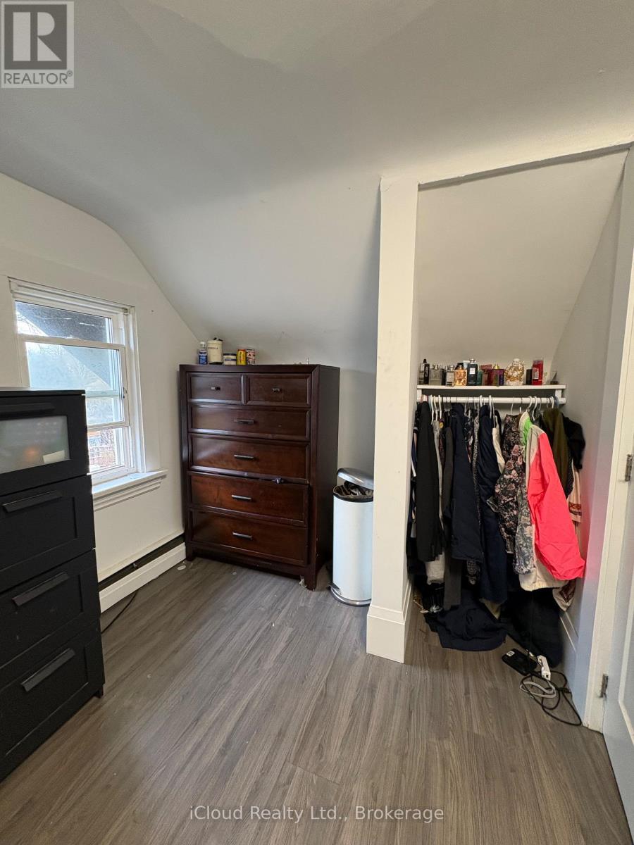 Upper - 2177 Lakeshore Road, Burlington, Ontario  L7R 1A5 - Photo 36 - W12900140