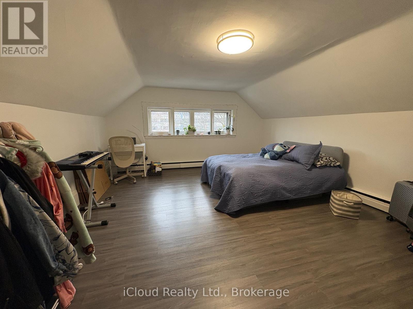 Upper - 2177 Lakeshore Road, Burlington, Ontario  L7R 1A5 - Photo 38 - W12900140