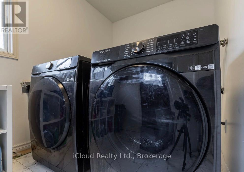 Upper - 2177 Lakeshore Road, Burlington, Ontario  L7R 1A5 - Photo 42 - W12900140