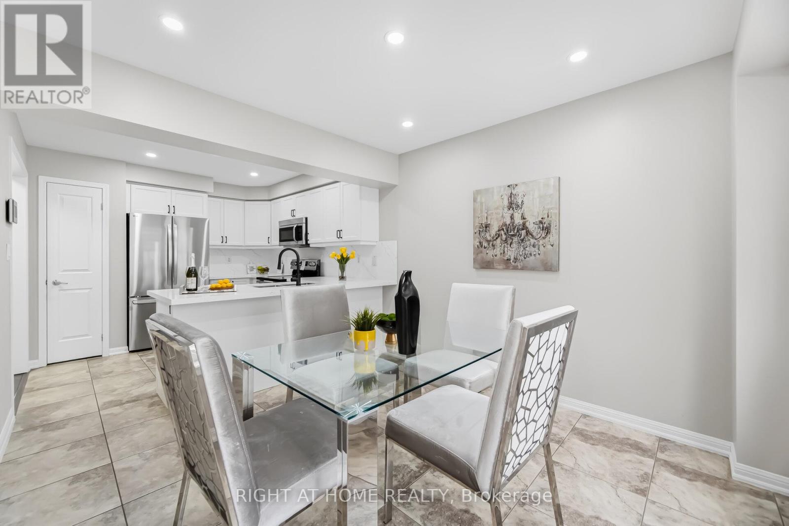 10 Vanhorne Close, Brampton, Ontario  L7A 0X7 - Photo 14 - W12900220