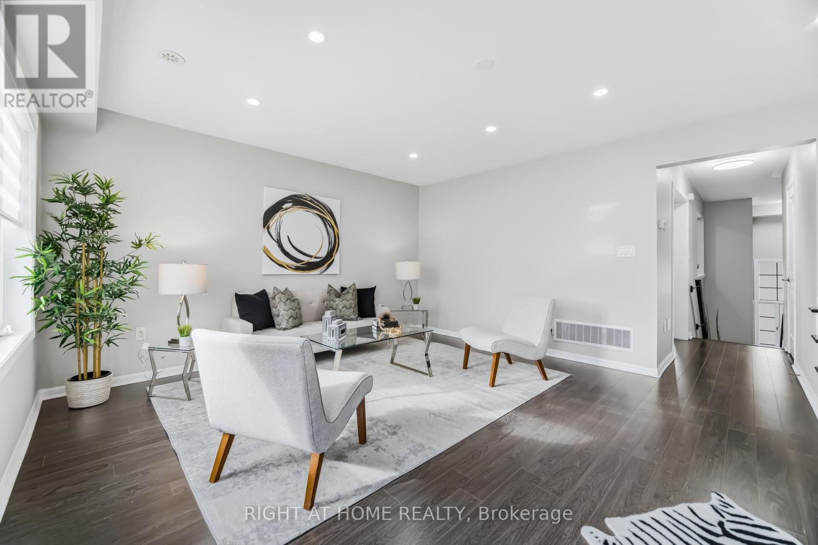 10 Vanhorne Close, Brampton, Ontario  L7A 0X7 - Photo 19 - W12900220