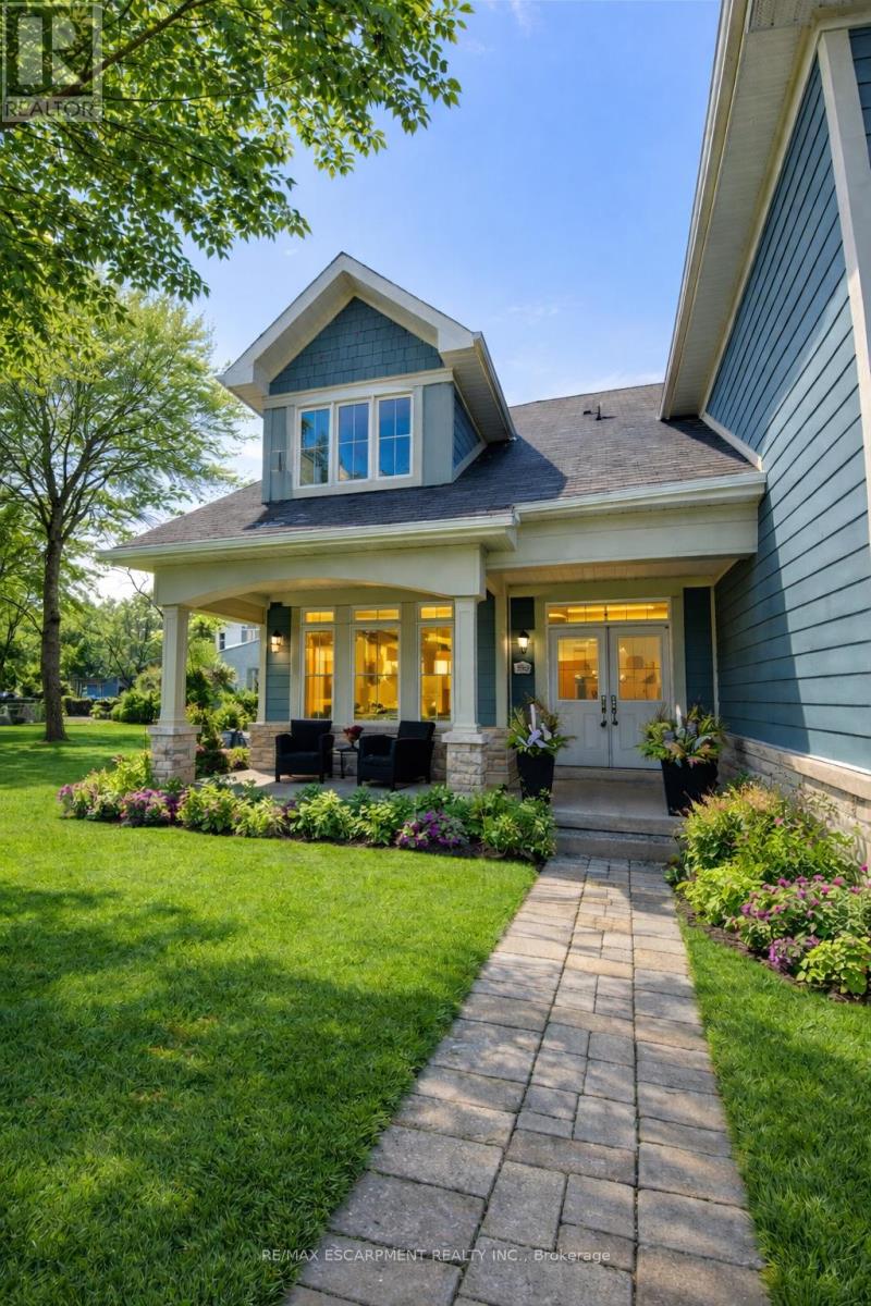 1203 LORNE PARK ROAD, Mississauga, Ontario