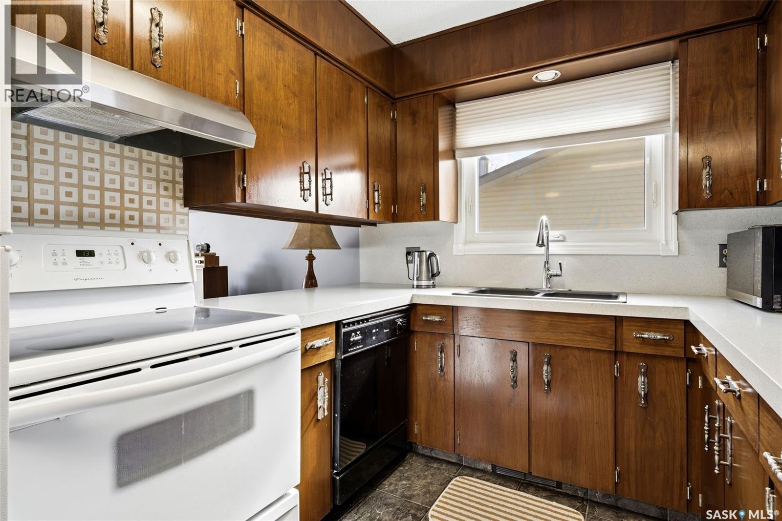 223 Trifunov Crescent, Regina, Saskatchewan  S4R 7C8 - Photo 13 - SK030838