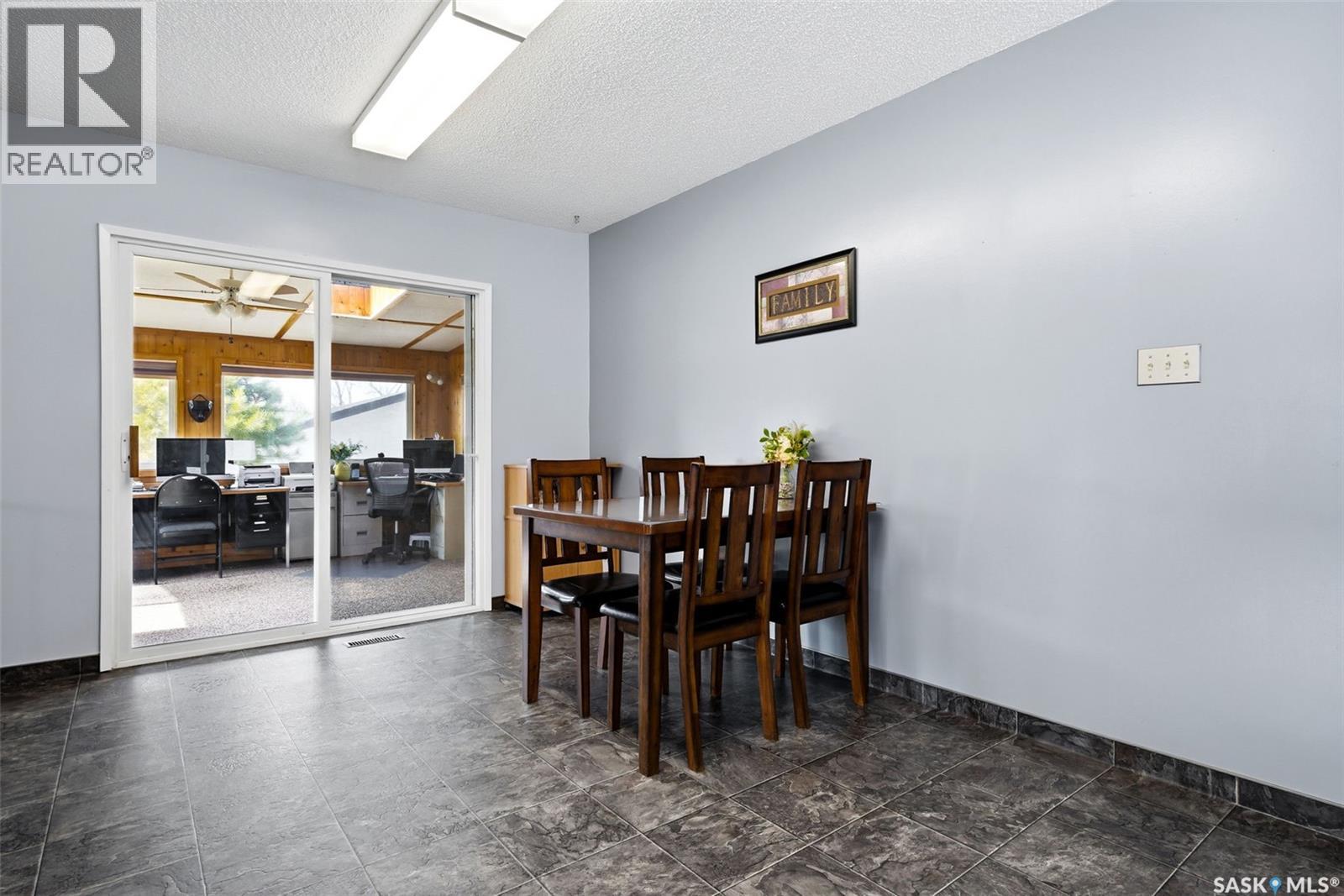 223 Trifunov Crescent, Regina, Saskatchewan  S4R 7C8 - Photo 15 - SK030838