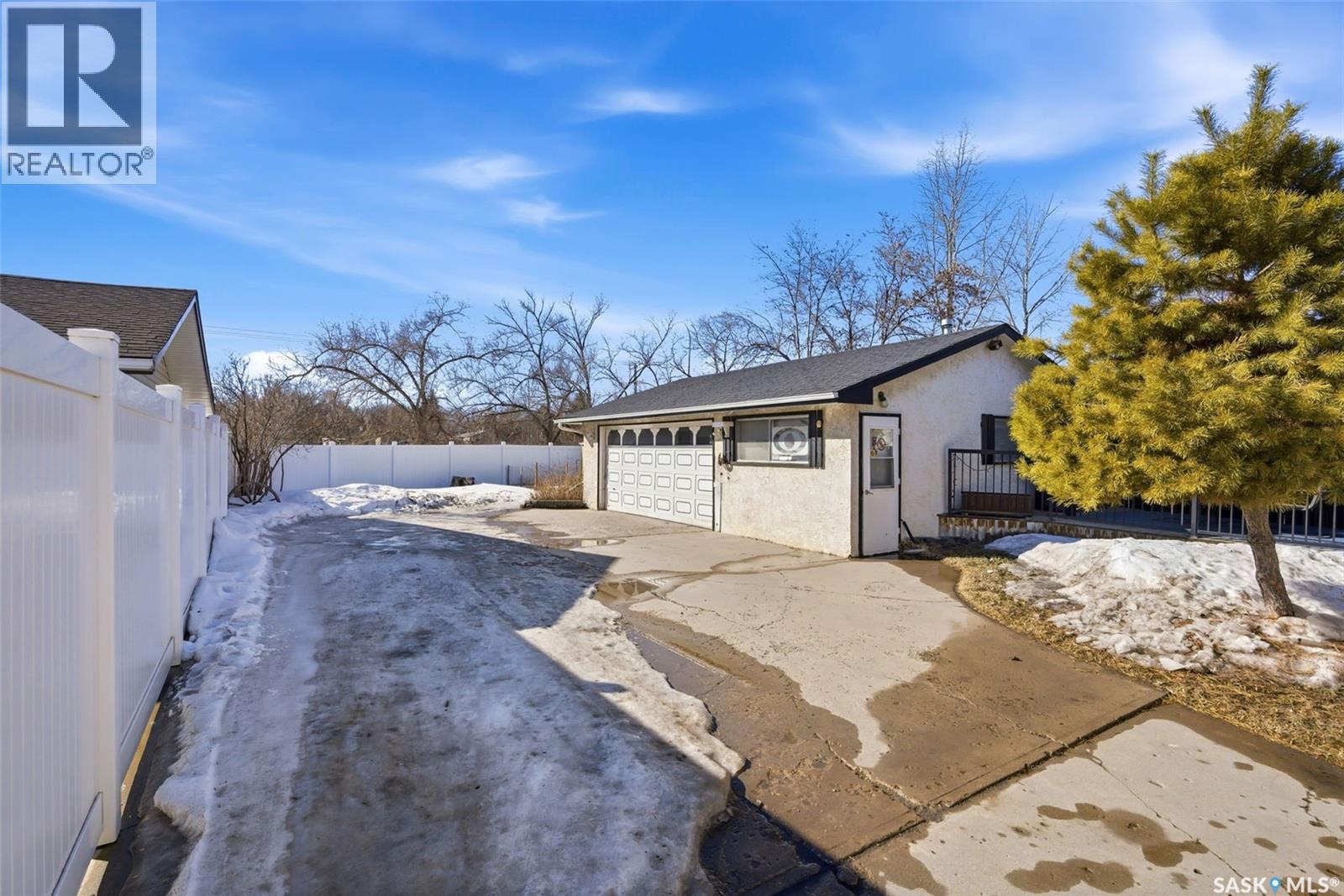 223 Trifunov Crescent, Regina, Saskatchewan  S4R 7C8 - Photo 47 - SK030838