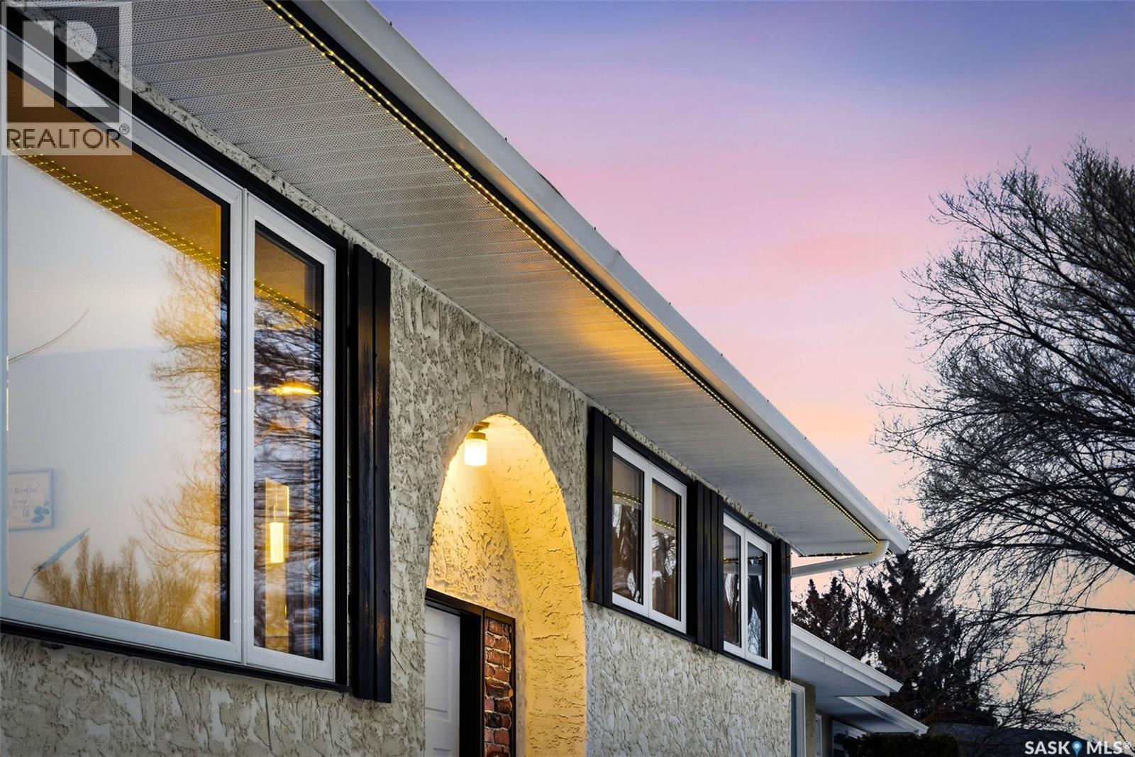 223 Trifunov Crescent, Regina, Saskatchewan  S4R 7C8 - Photo 5 - SK030838