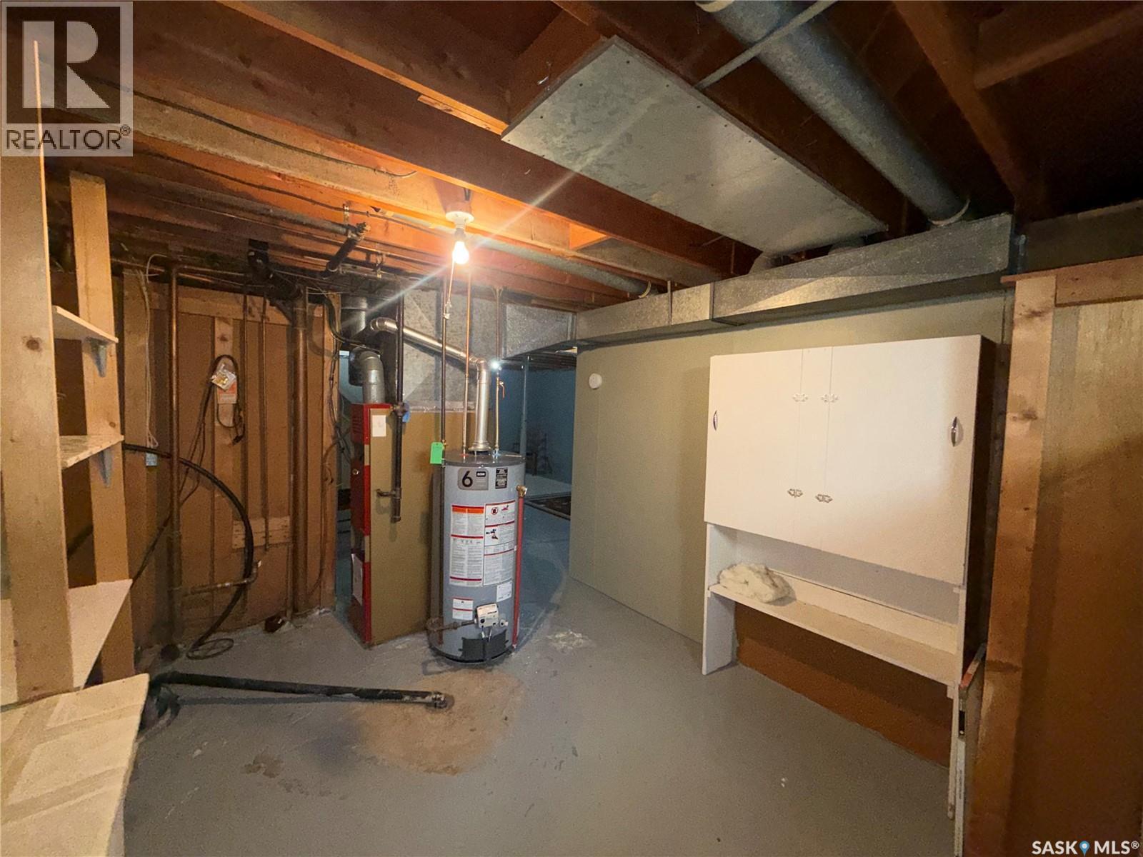 302 3rd Avenue E, Assiniboia, Saskatchewan  S0H 0B0 - Photo 22 - SK030778