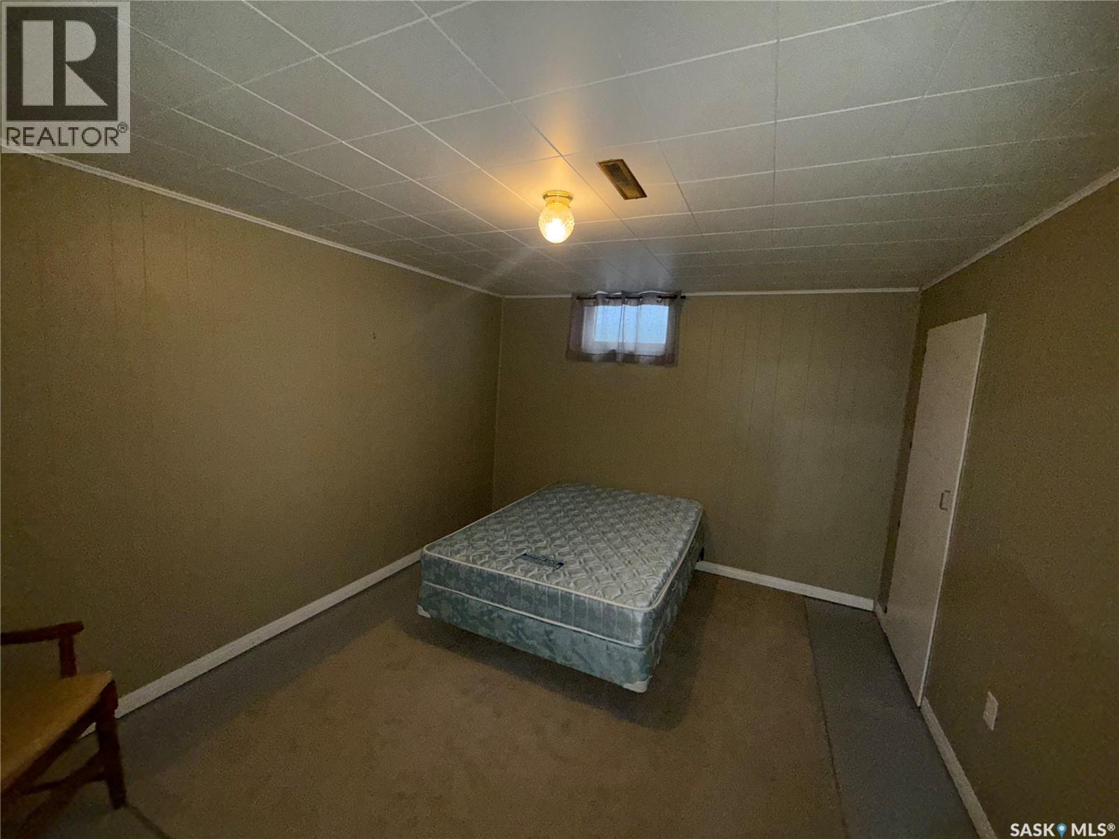 302 3rd Avenue E, Assiniboia, Saskatchewan  S0H 0B0 - Photo 23 - SK030778