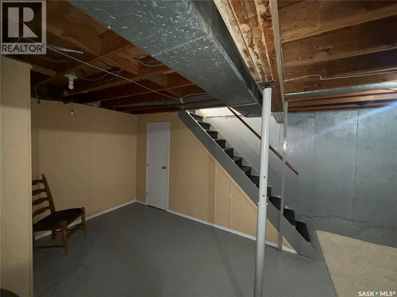 302 3rd Avenue E, Assiniboia, Saskatchewan  S0H 0B0 - Photo 16 - SK030778