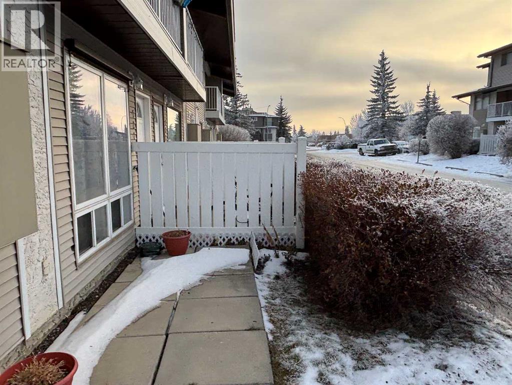 511, 200 Brookpark Drive SW, Calgary, Alberta  T2W 3E5 - Photo 3 - A2290500