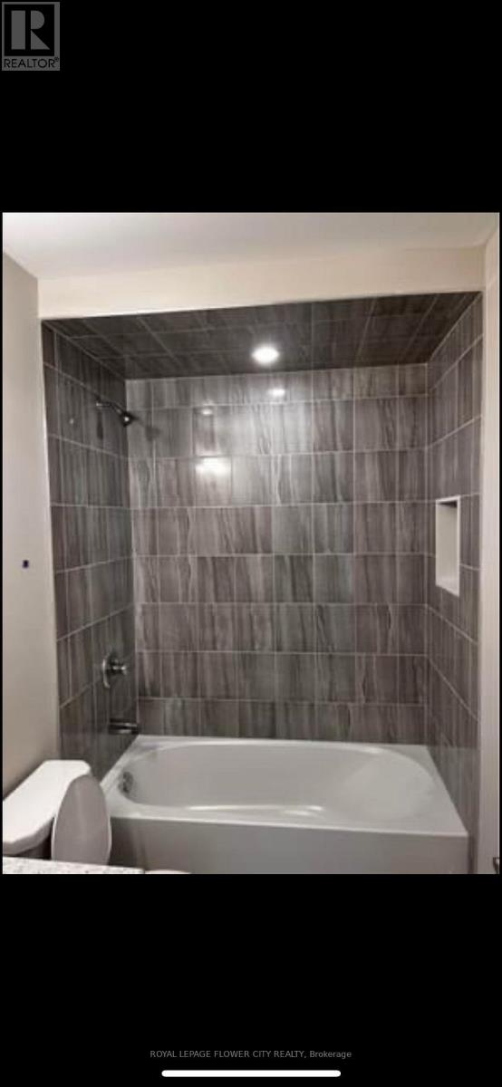 58 Genoa Drive E, Hamilton, Ontario  L9B 0J9 - Photo 10 - X12900132