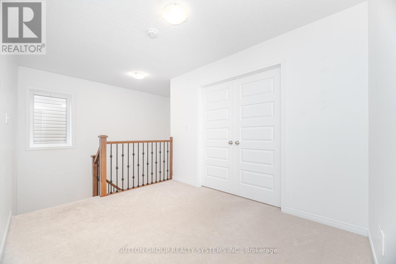 565 Sundew Drive, Waterloo, Ontario  N2V 0B9 - Photo 14 - X12900182