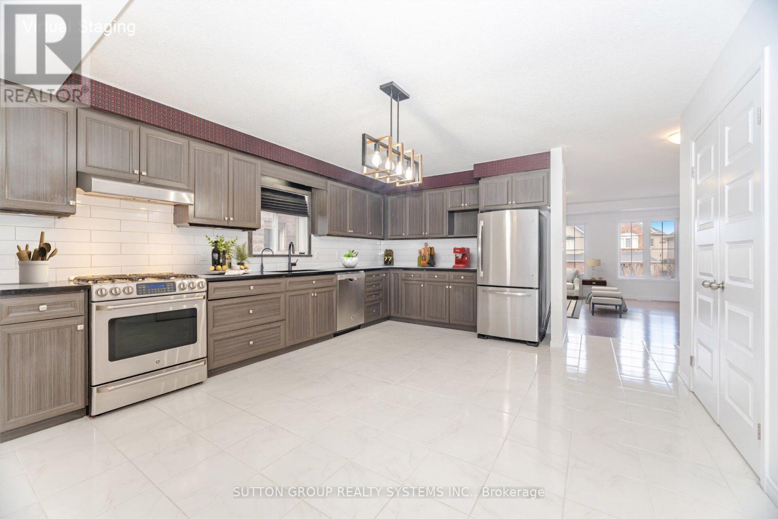 565 Sundew Drive, Waterloo, Ontario  N2V 0B9 - Photo 7 - X12900182