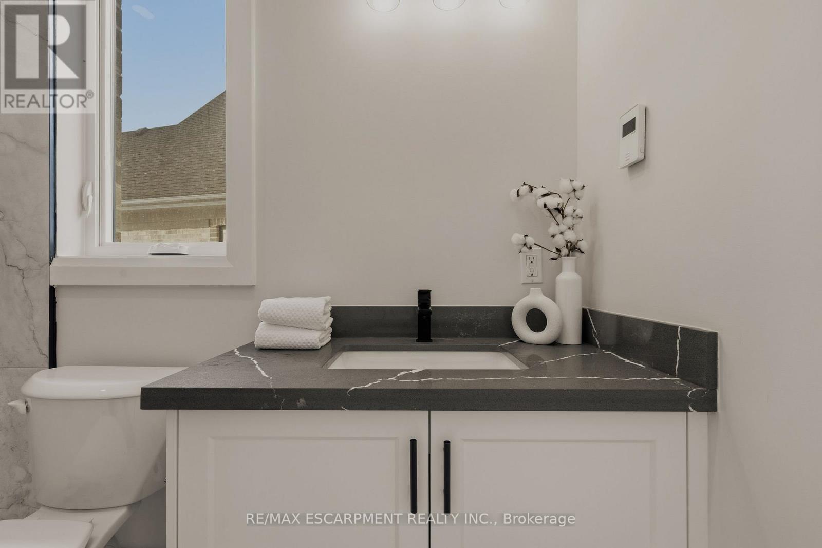 108 St. Michael's Street, Norfolk, Ontario  N4B 0A3 - Photo 20 - X12900204