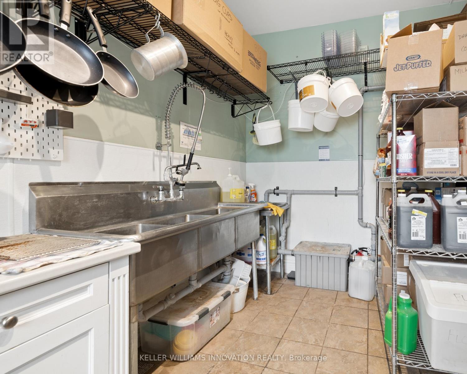 5 - 8 Regina Street N, Waterloo, Ontario  N2J 2Z8 - Photo 31 - X12900214