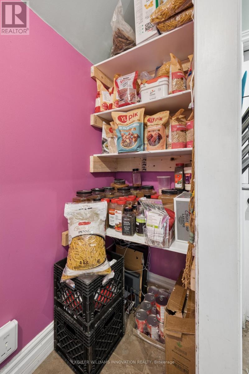 5 - 8 Regina Street N, Waterloo, Ontario  N2J 2Z8 - Photo 33 - X12900214