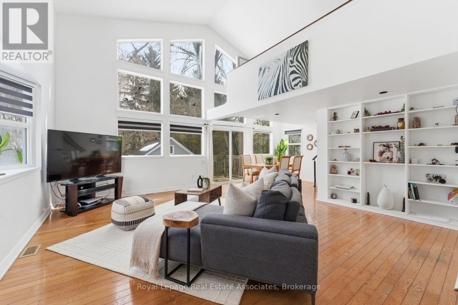 708 Montbeck Crescent, Mississauga, Ontario  L5G 1P3 - Photo 21 - W12848164