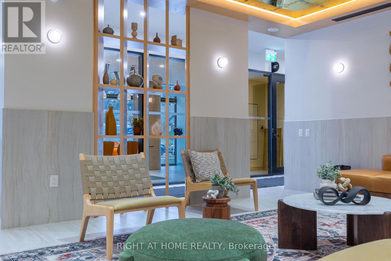 402 - 1660 Bloor Street W, Toronto, Ontario  M6P 0C6 - Photo 35 - W12891572