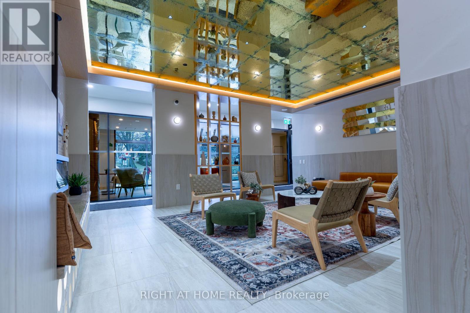 402 - 1660 Bloor Street W, Toronto, Ontario  M6P 0C6 - Photo 36 - W12891572