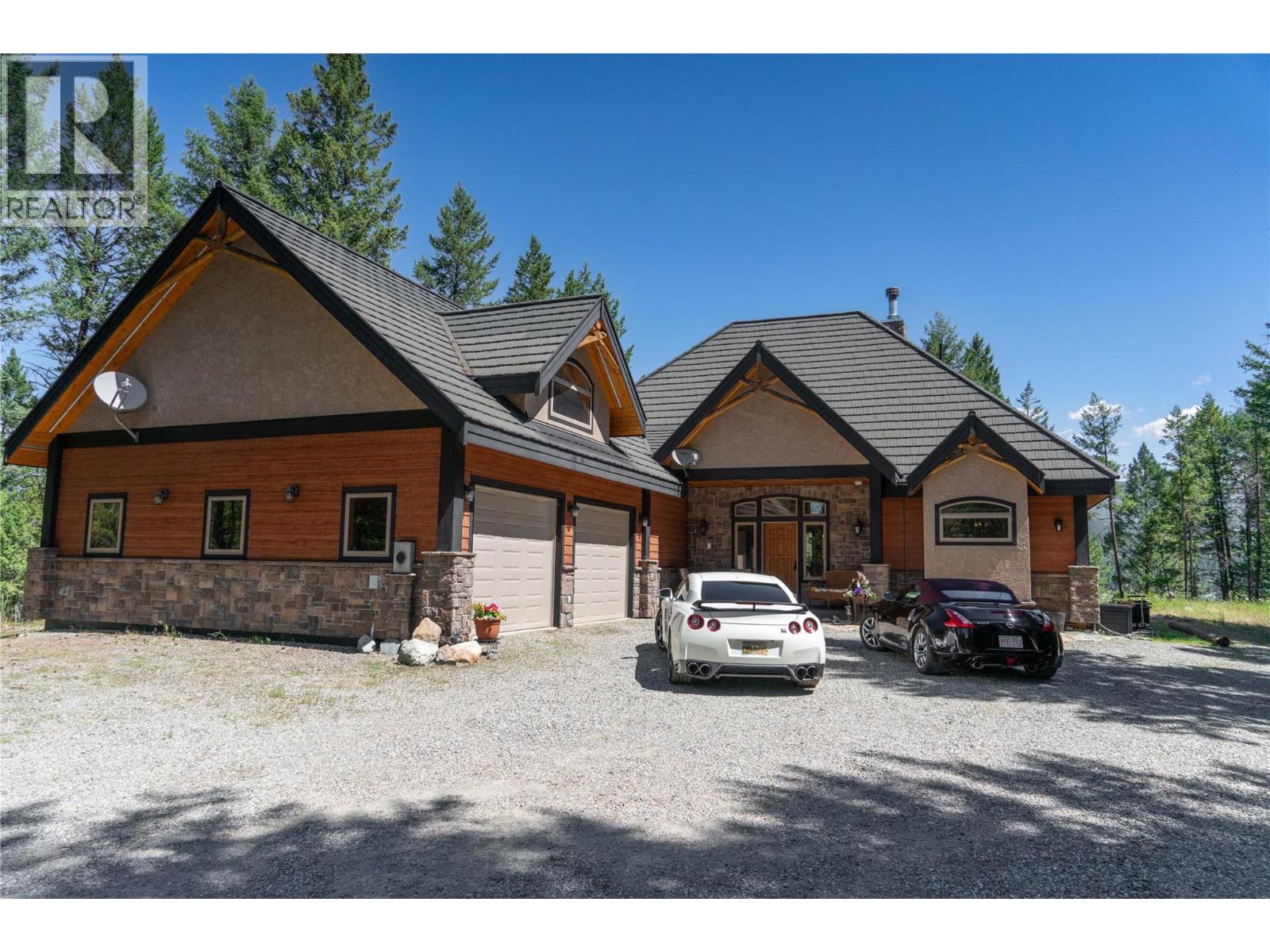 9865 Osprey Landing Drive, Wardner, British Columbia  V0B 2J0 - Photo 1 - 10379968