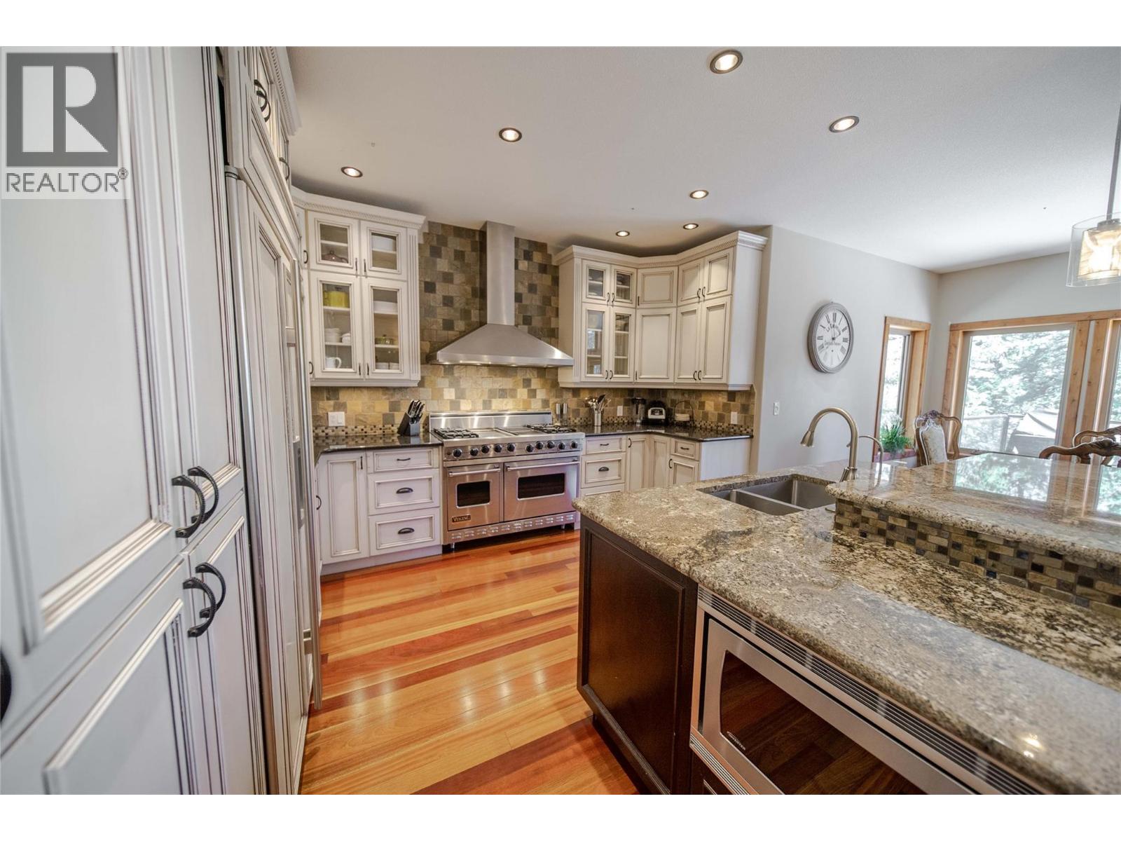 9865 Osprey Landing Drive, Wardner, British Columbia  V0B 2J0 - Photo 12 - 10379968