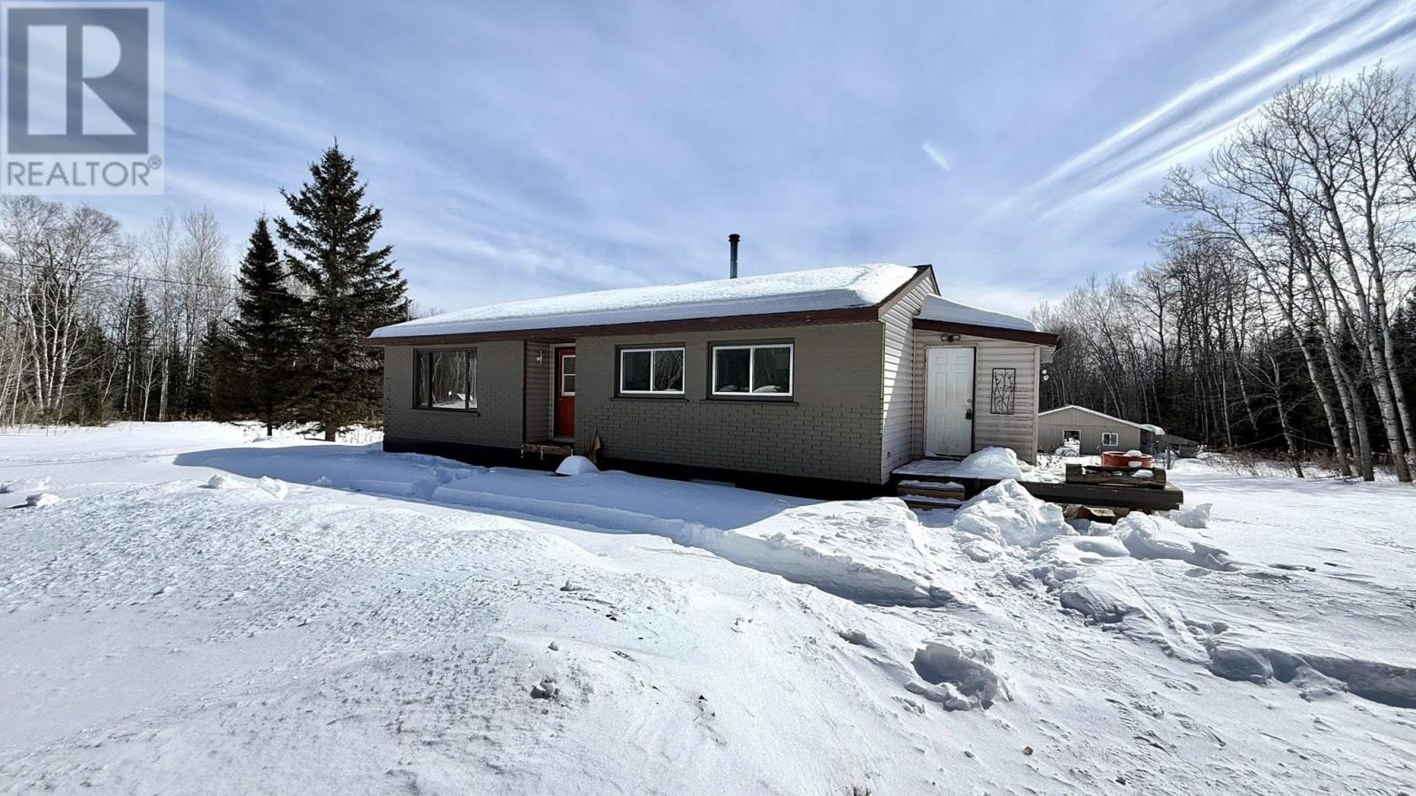 299 Cronk Rd, O'connor Township, Ontario  P0T 1W0 - Photo 2 - TB2600461