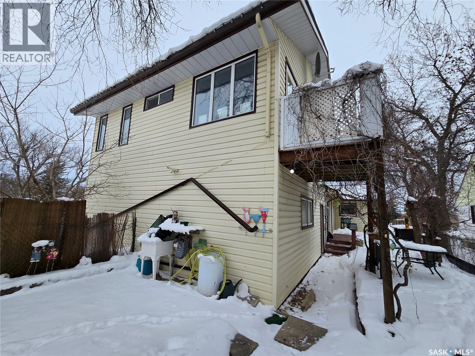 676 3rd Avenue Ne, Swift Current, Saskatchewan  S9H 2H5 - Photo 28 - SK030656