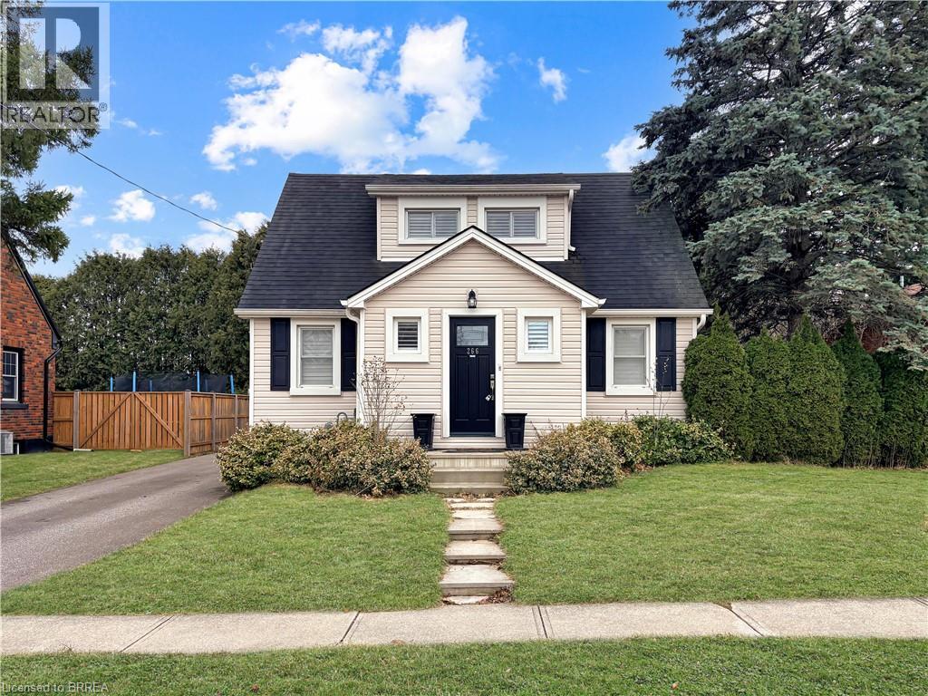 266 Grove Street, Simcoe, Ontario  N3Y 1K9 - Photo 2 - 40812489