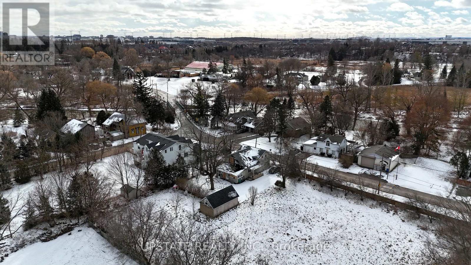 7749 Churchville Road, Brampton, Ontario  L6Y 0H3 - Photo 8 - W12392091