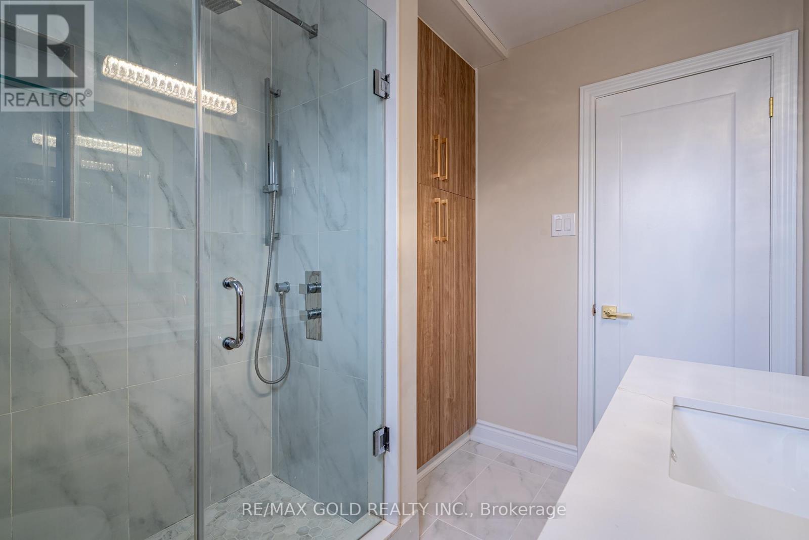 15 Athlone Avenue, Brampton, Ontario  L6T 2N5 - Photo 13 - W12895790