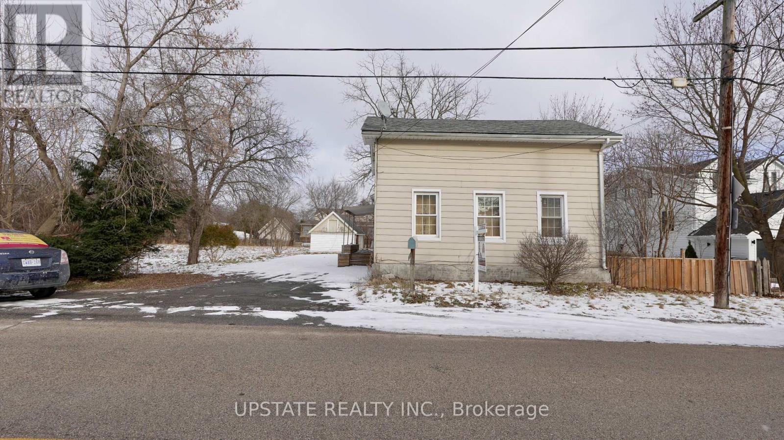 7749 Churchville Road, Brampton, Ontario  L6Y 0H3 - Photo 12 - W12392091