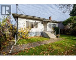 3205 E 3RD AVENUE, Vancouver, British Columbia