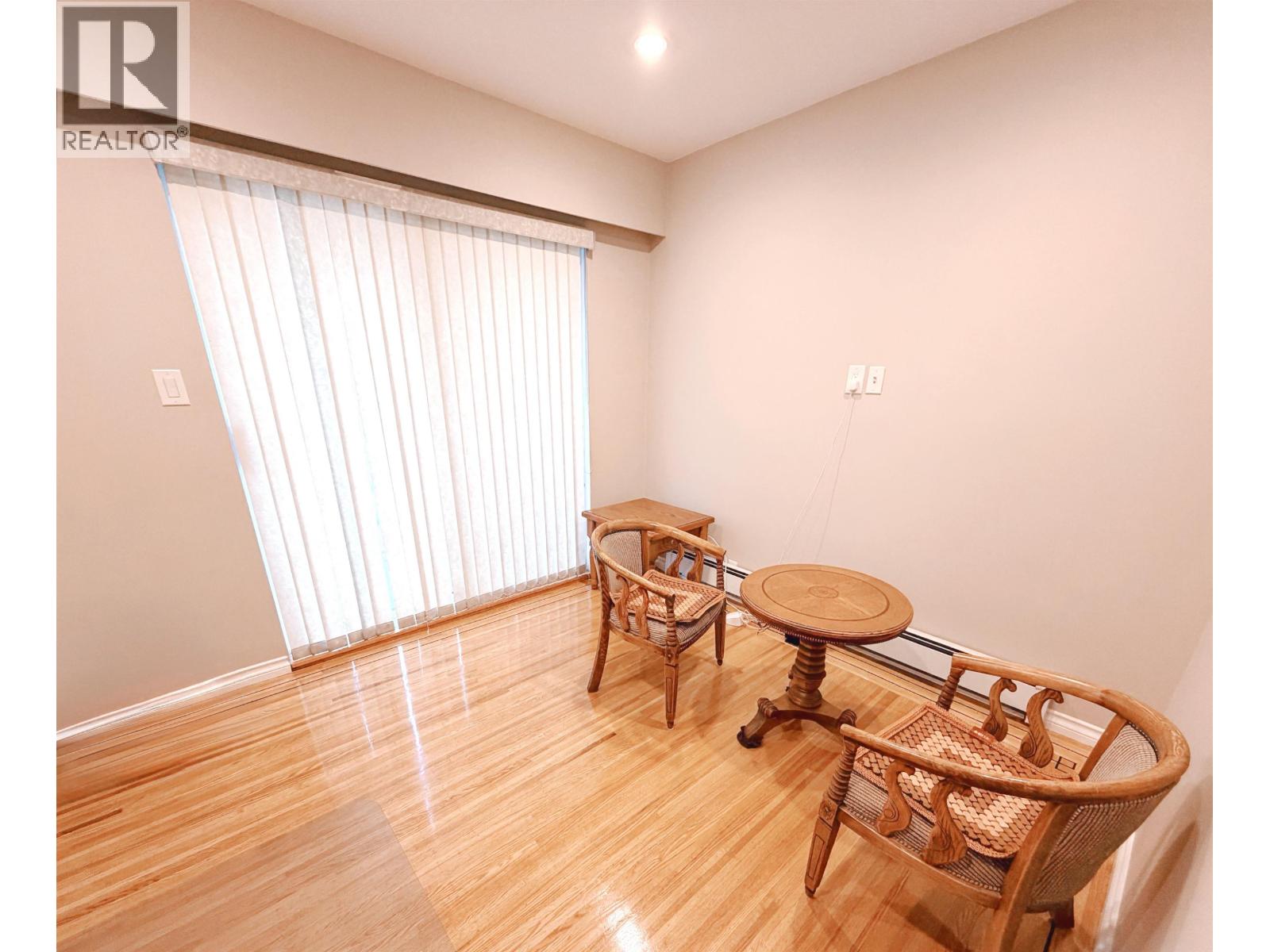 4882 Moss Street, Vancouver, British Columbia  V5R 3Y2 - Photo 4 - R3101561