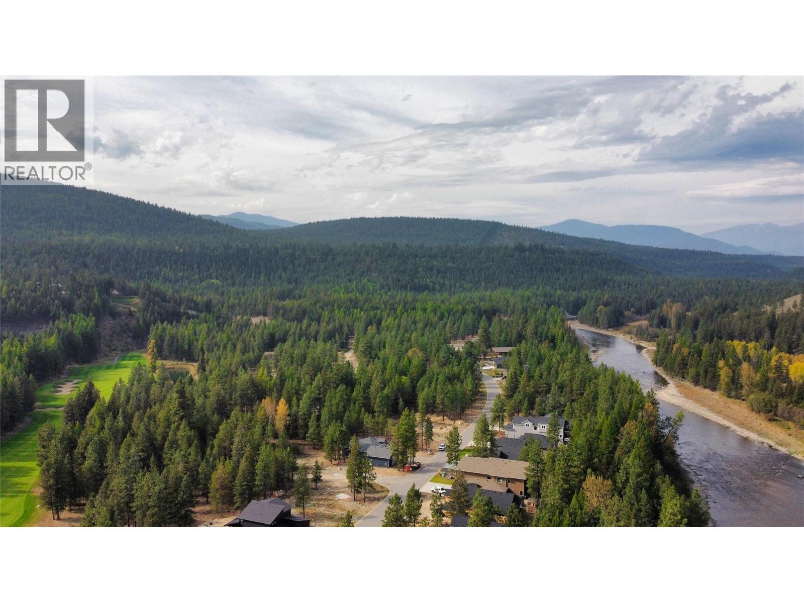 160 Purcell Place, Cranbrook, British Columbia V1C 0C6 - Photo 4 - 10380065