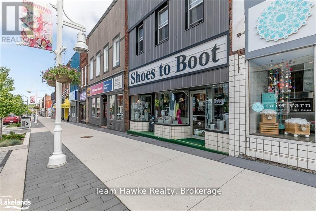 261 King Street, Midland, Ontario  L4R 3M4 - Photo 1 - S12900370