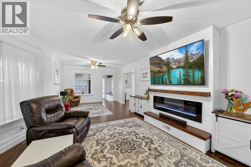 1919 14 Street, Didsbury, Alberta  T0M 0W0 - Photo 6 - A2265994