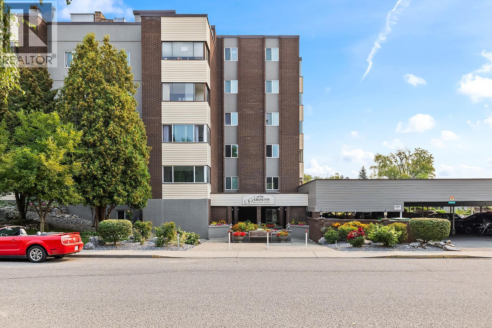 1915 Pacific Court Unit# 104, Kelowna, British Columbia