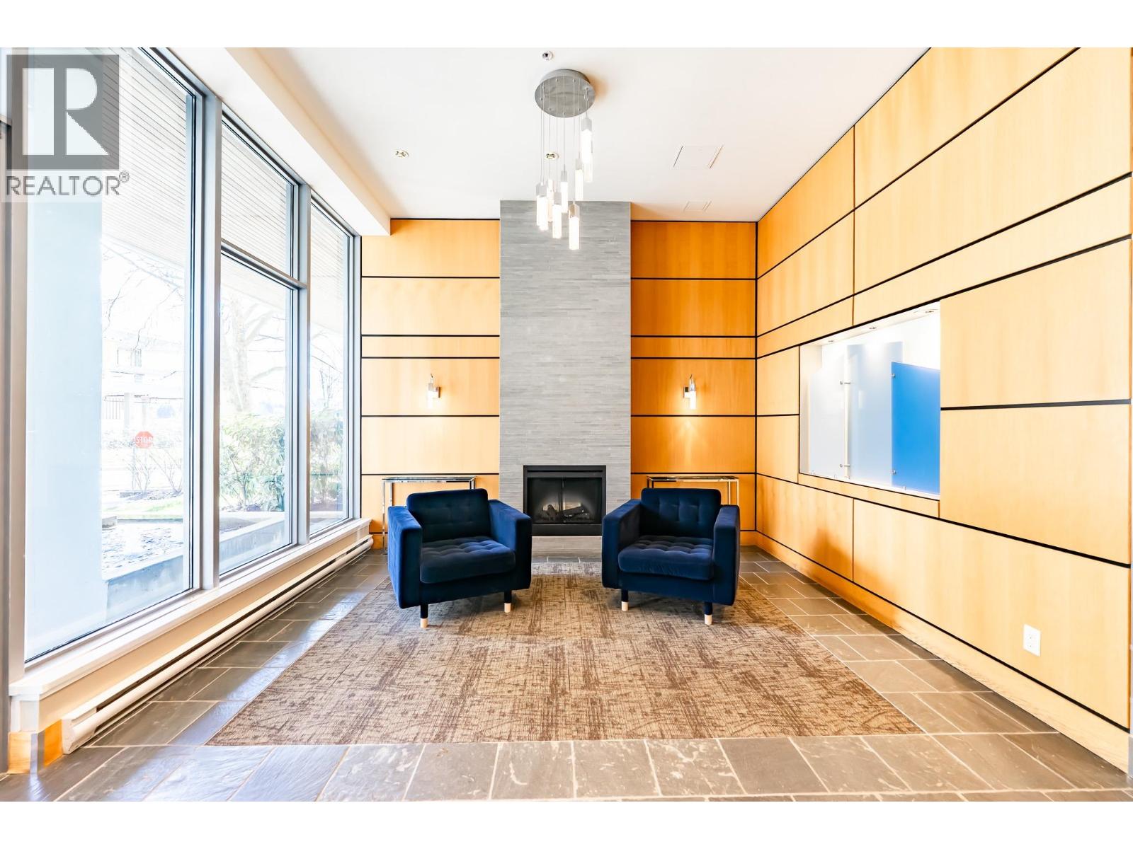 2703 2289 Yukon Crescent, Burnaby, British Columbia  V5C 0B2 - Photo 2 - R3101432