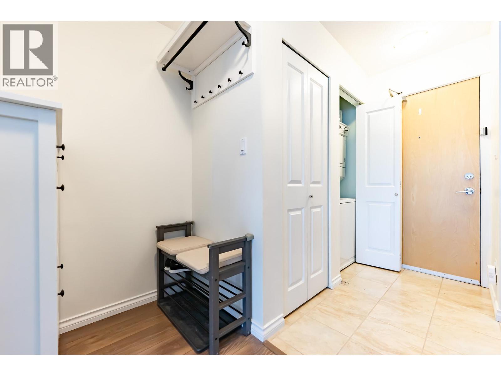 2703 2289 Yukon Crescent, Burnaby, British Columbia  V5C 0B2 - Photo 17 - R3101432