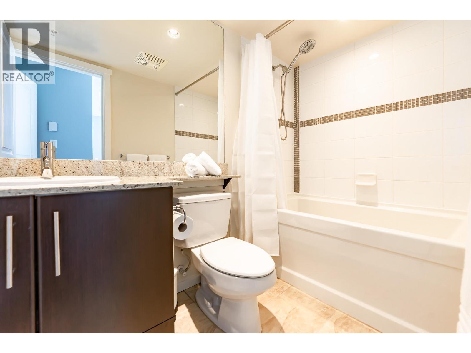 2703 2289 Yukon Crescent, Burnaby, British Columbia  V5C 0B2 - Photo 18 - R3101432